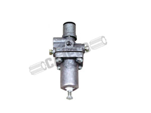 Governor-2P9615