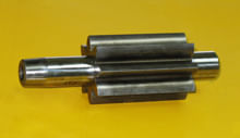 Flecha-para-Bomba-Lubricacion-1W7238