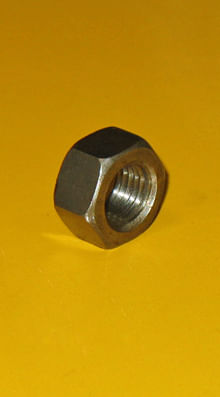 Tuerca 1B4204