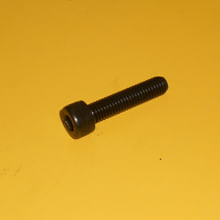 Tornillo 6V8337