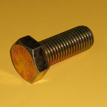 Tornillo galvanizado rosca estandar 7X0404