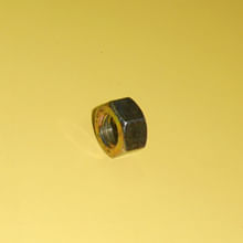 Tuerca-hexagonal-rosca-estandar-galvanizada-7X0447