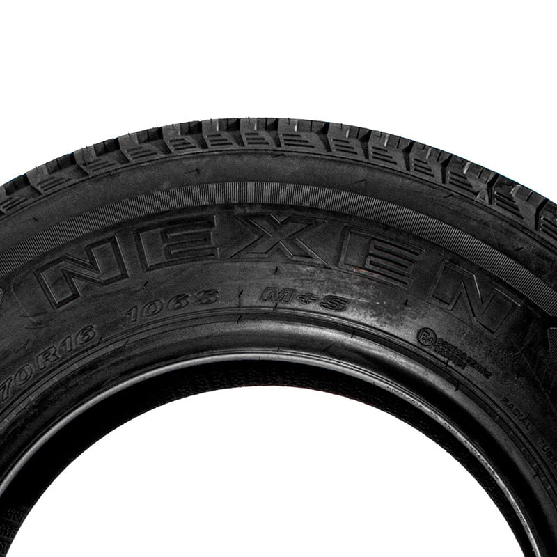 Llanta P235-70R16 para camioneta NEX149