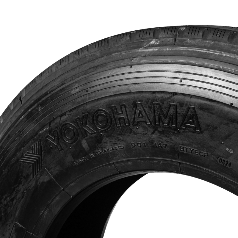 Llanta 295/75R22-5 Yokohama Toda posicion YOK295-75R225-16CPTP